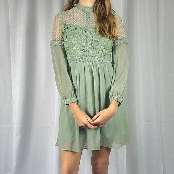 Xhiliration Floral Green Embroidered Boho Lace Long Sleeve Mini Dress - Picture 1 of 4